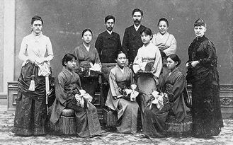 女学校第7回卒業式（1889年6月）の様子