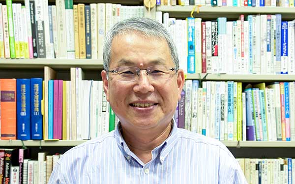 若本 夏美 特任教授