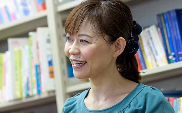 山本 由紀子 教授